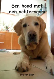 Omslag van Een hond met een achternaam