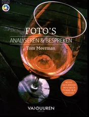 Omslag van Foto's analyseren en bespreken