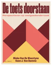 Omslag van De toets doorstaan