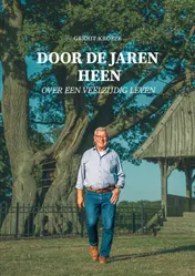Omslag van DOOR DE JAREN HEEN