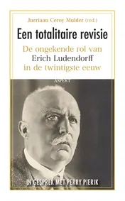 Omslag van Een Totalitaire revisie