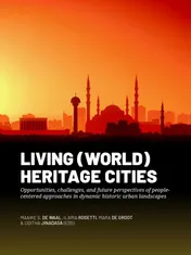 Omslag van Living (World) Heritage Cities