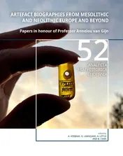 Omslag van Artefact Biographies from Mesolithic and Neolithic Europe and Beyond