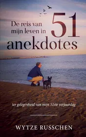 Omslag van De reis van mijn leven in 51 anekdotes