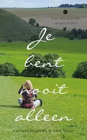 Omslag van Je bent nooit alleen