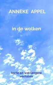 Omslag van in de wolken