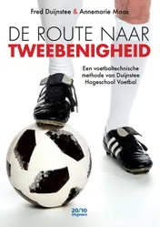 Omslag van De route naar tweebenigheid