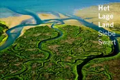 Omslag van Het lage land