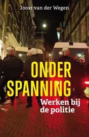 Omslag van Onder spanning