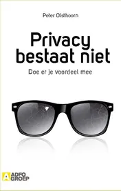 Omslag van Privacy bestaat niet