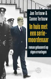 Omslag van In huis met een seriemoordenaar