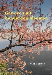 Omslag van Geweven uit honderden bloemen - jonge Nepalezen bouwen verder