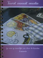 Omslag van Lumeria's Tarot vanuit emotie