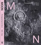 Omslag van Photographing the Moon 1840-Now