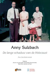 Omslag van De lange schaduw van de Holocaust