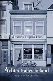 Omslag van Achter tralies beland