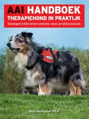 Omslag van AAI Handboek therapiehond in praktijk