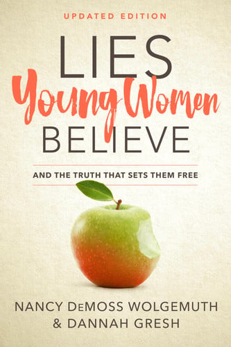 Omslag van Lies Young Women Believe And the Truth that Sets Them Free