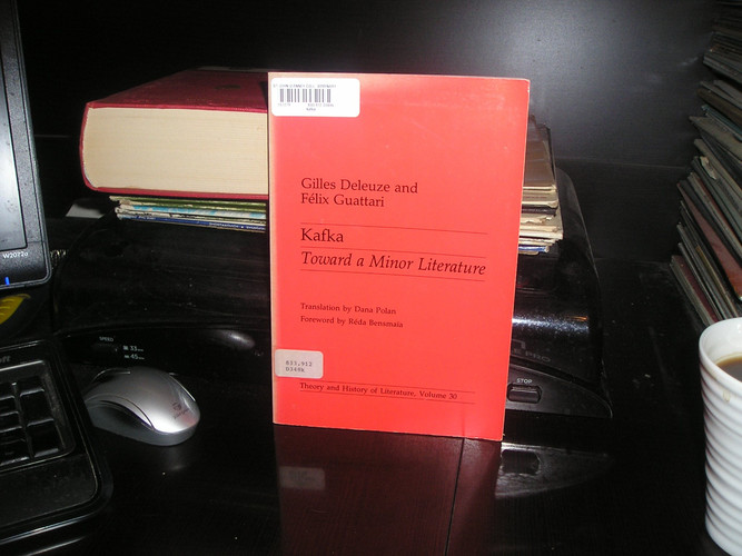 Omslag van Kafka Toward a Minor Literature