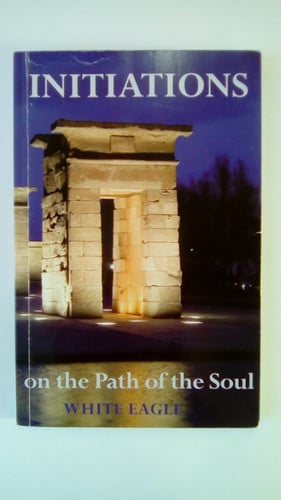 Omslag van Initiations on the Path of the Soul