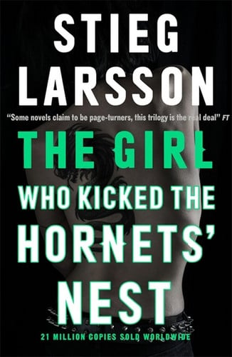 Omslag van The Girl who Kicked the Hornets' Nest