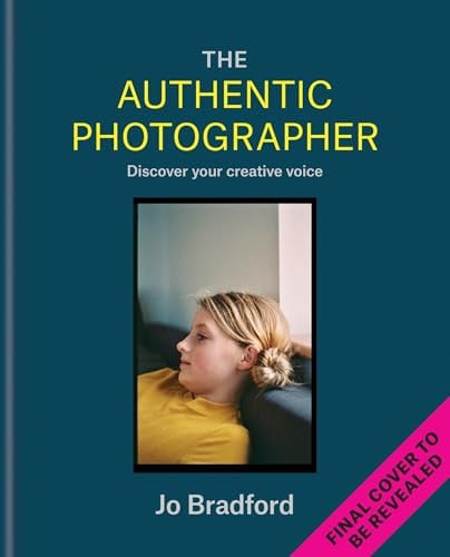 Omslag van Authentic Photographer Discover Your Creative Voice
