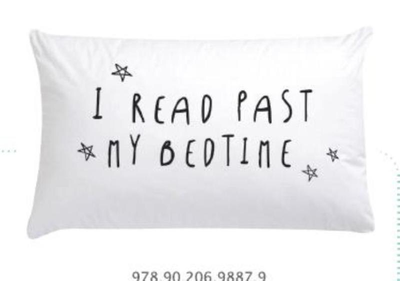 Omslag van Kussensloop I read past my bedtime per 10 stuks