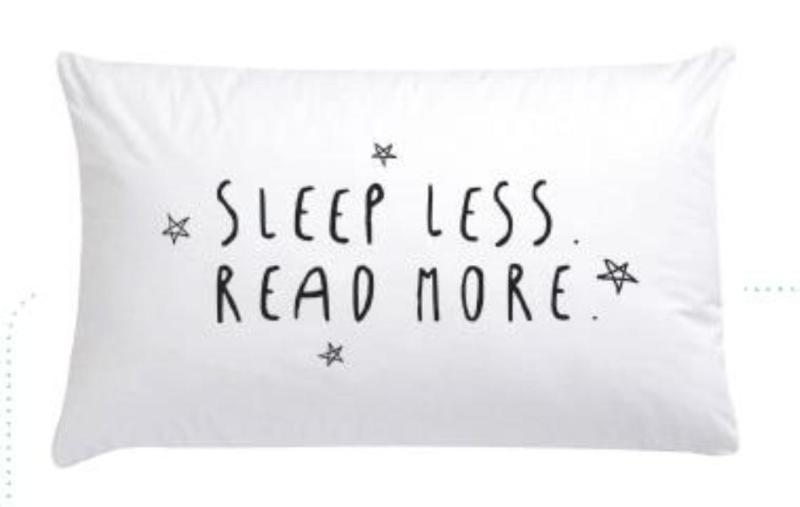 Omslag van Kussensloop sleep less, read more per 10 stuks