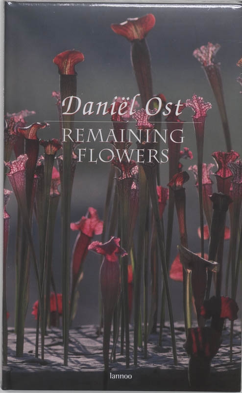 Omslag van Remaining flowers