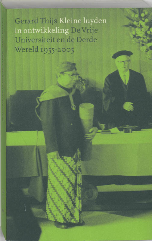 Omslag van Kleine luyden in ontwikkeling
