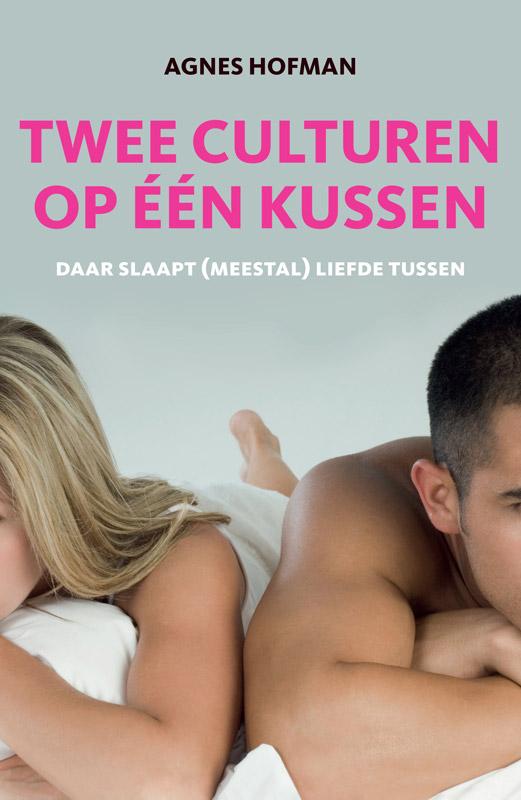 Omslag van Twee culturen op één kussen