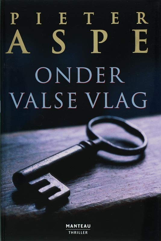 Omslag van Onder valse vlag