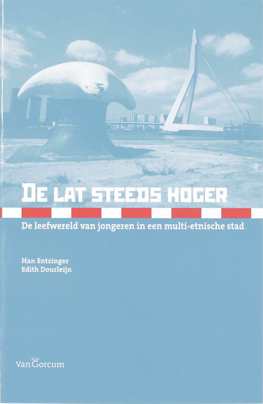 Omslag van De lat steeds hoger