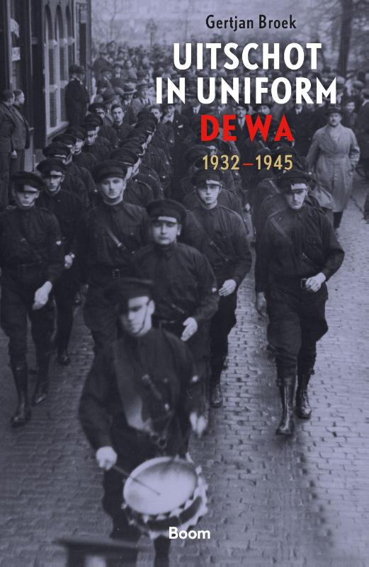 Omslag van Uitschot in uniform