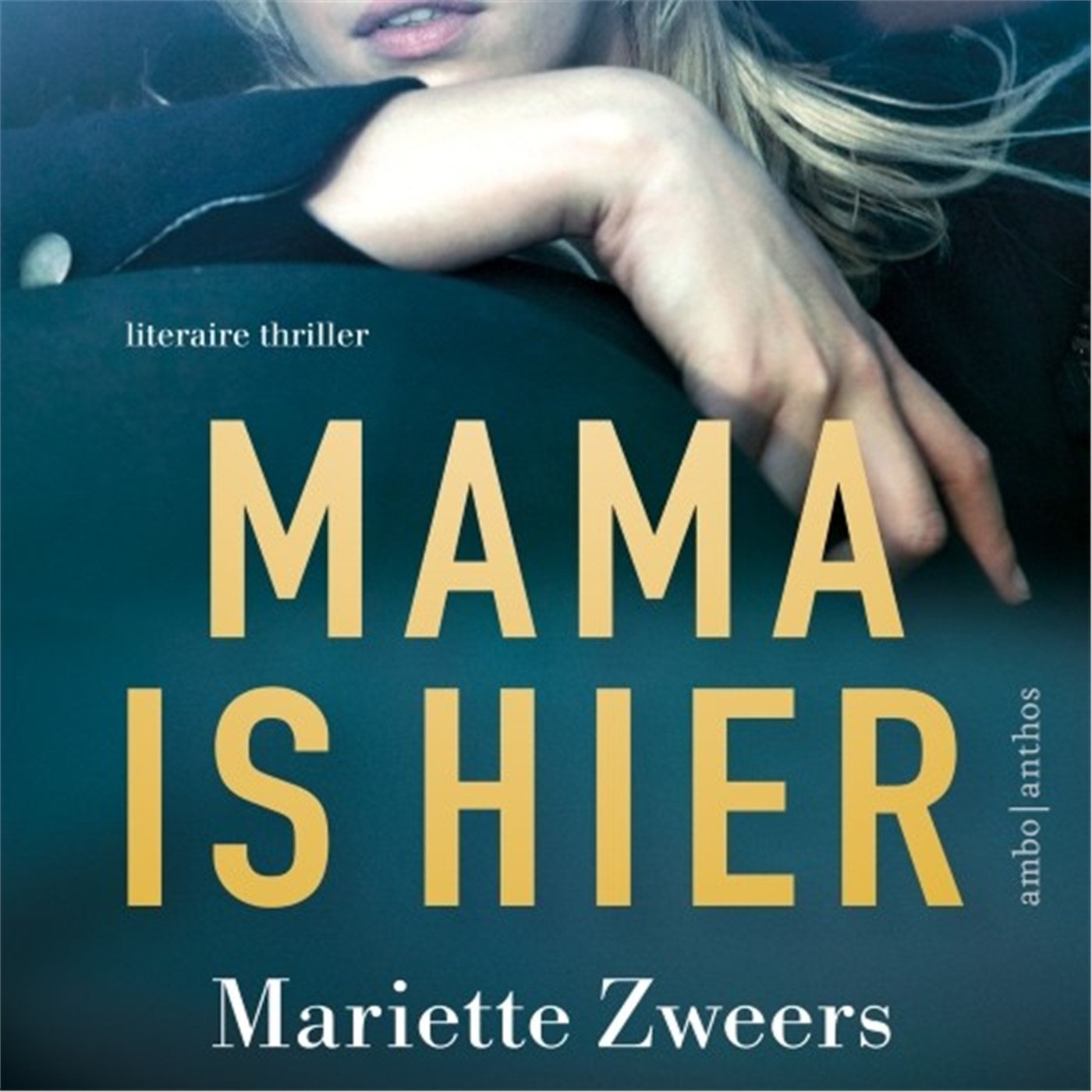 Omslag van Mama is hier