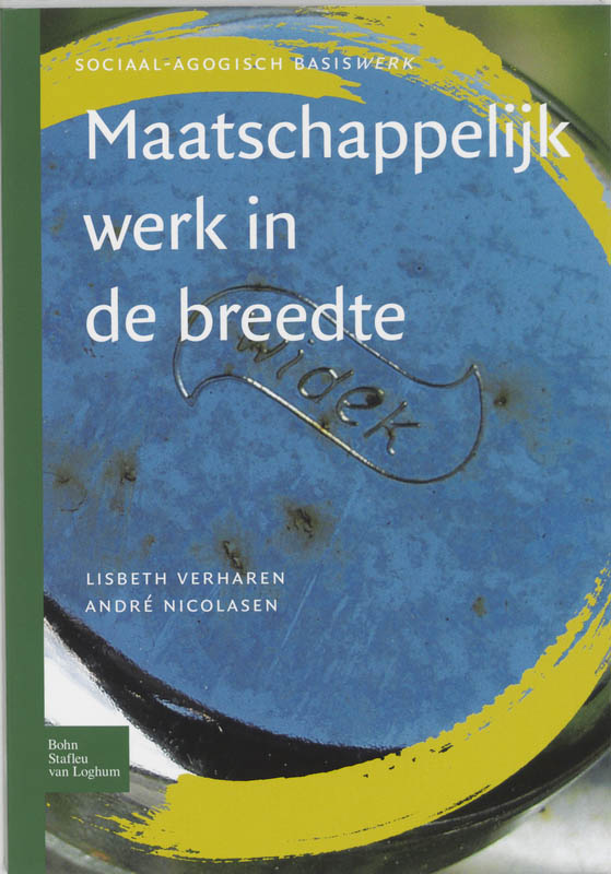 Omslag van Maatschappelijk werk in de breedte