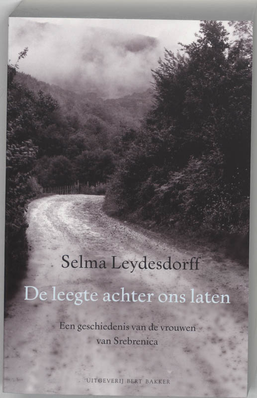 Omslag van De leegte achter ons laten