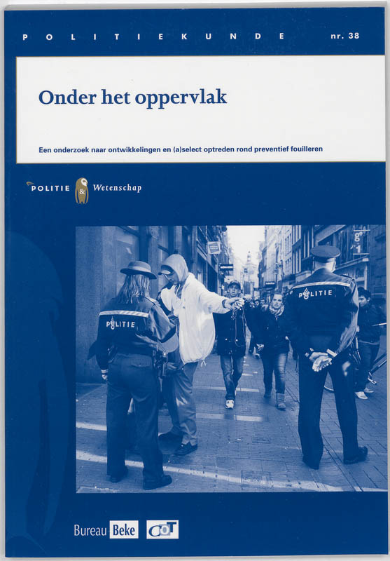 Omslag van Onder het oppervlak