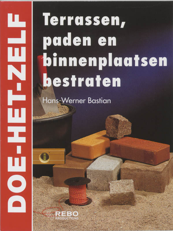 Omslag van Terrassen, paden en binnenplaatsen bestraten
