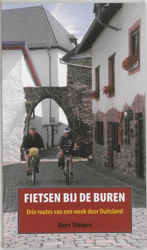 Omslag van Fietsen bij de buren