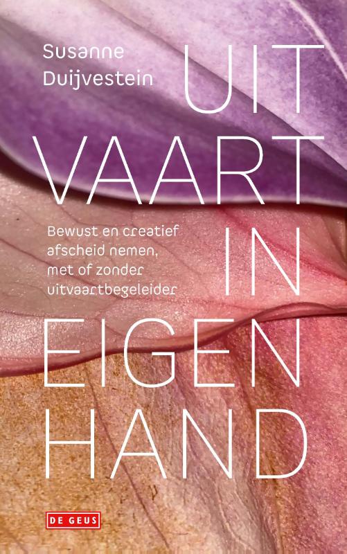 Omslag van Uitvaart in eigen hand