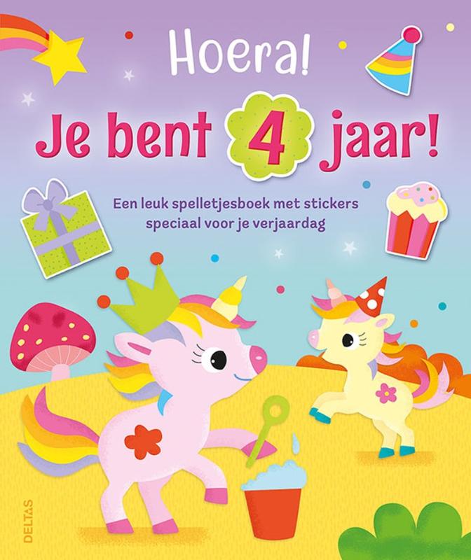 Omslag van Hoera! Je bent 4 jaar! Eenhoorns