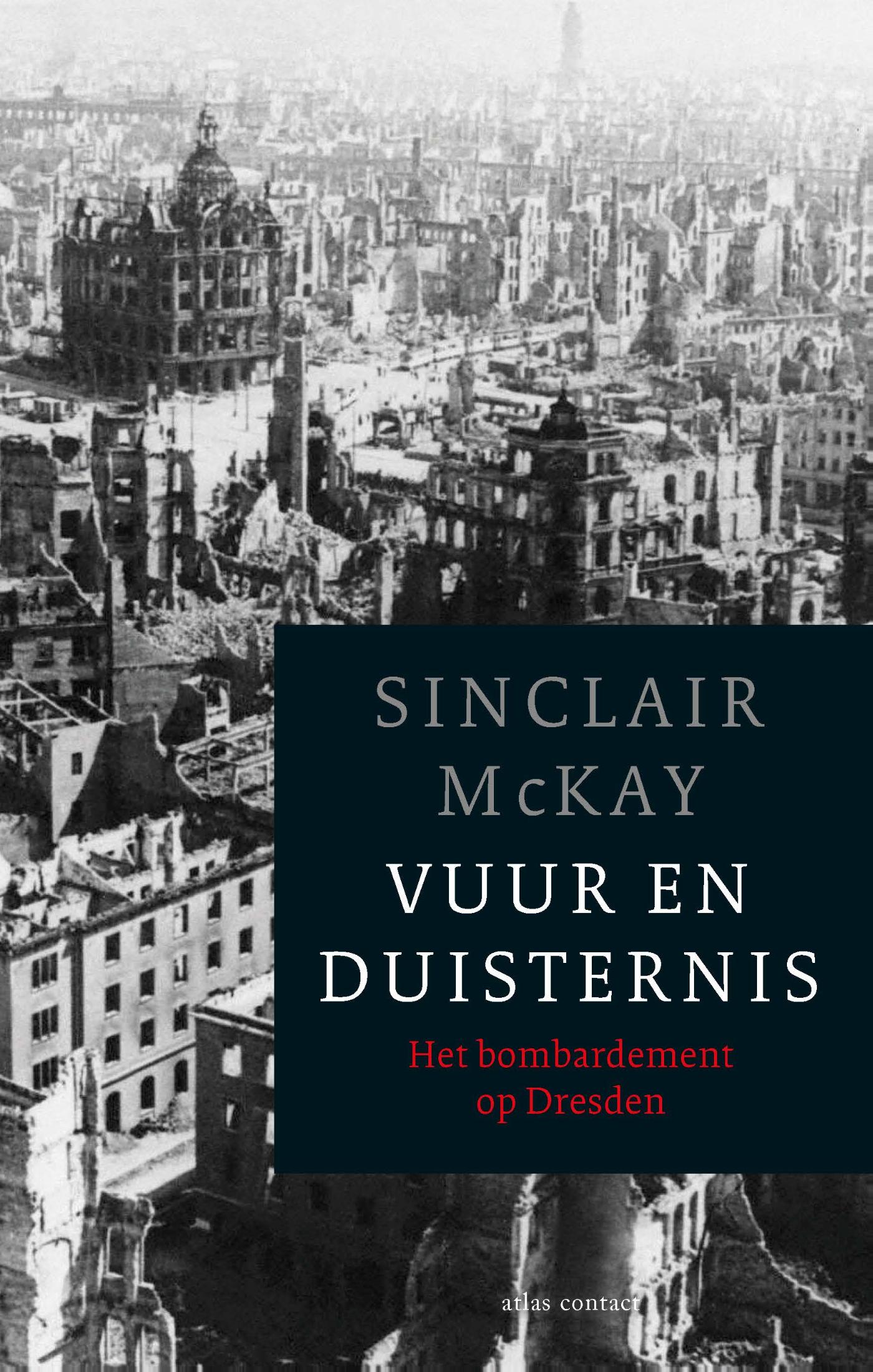 Omslag van Vuur en duisternis