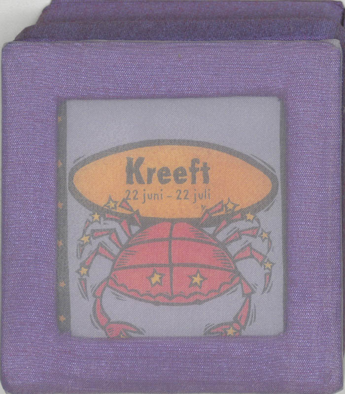 Omslag van Astrologie mini Kreeft in zijden doosje