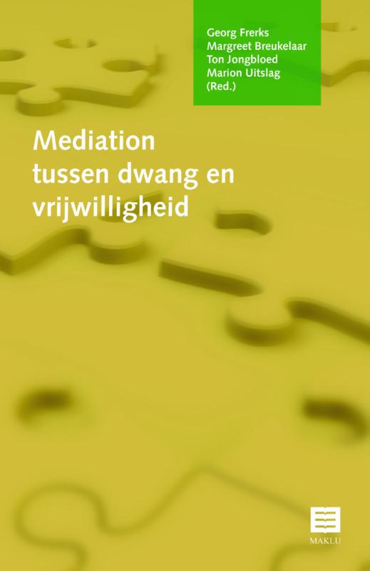 Omslag van Mediation tussen dwang en vrijwilligheid