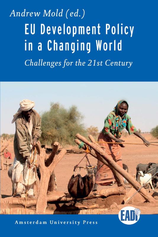 Omslag van EU Development Policy in a Changing World