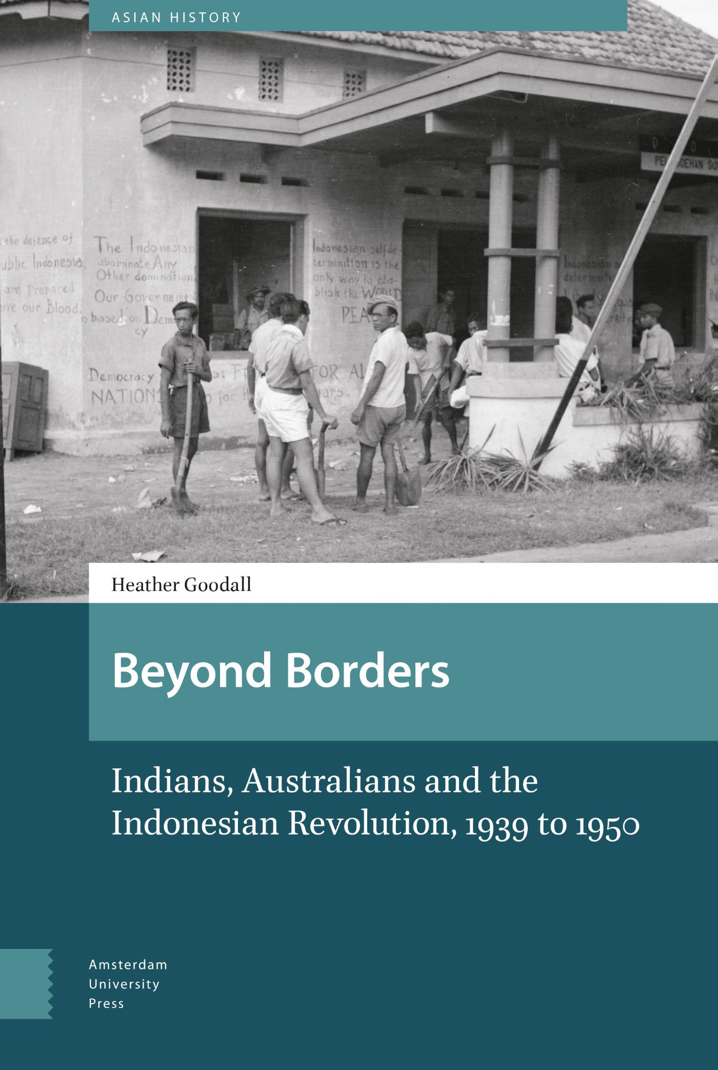 Omslag van Beyond Borders