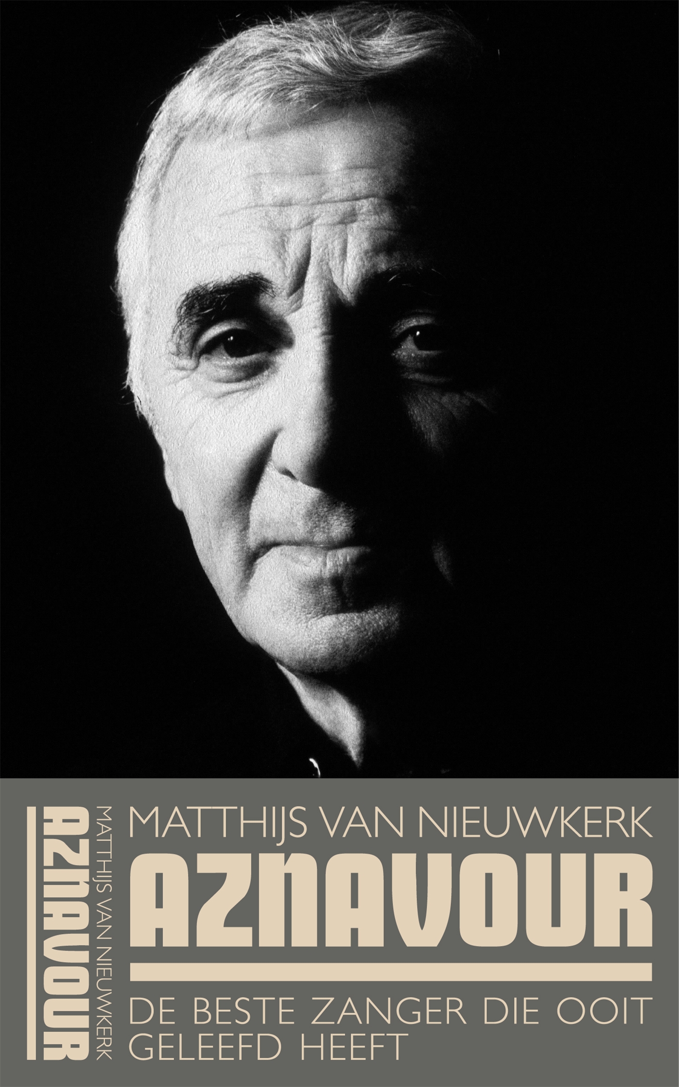 Omslag van Aznavour, de beste zanger die ooit geleefd heeft