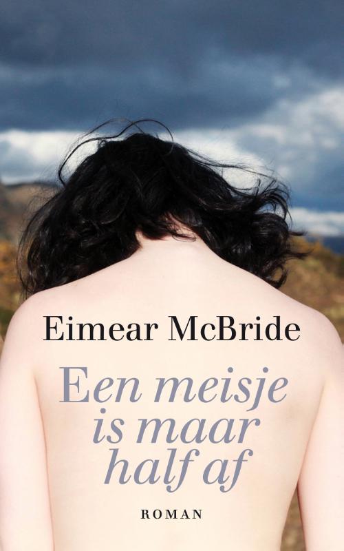 Omslag van Een meisje is maar half af
