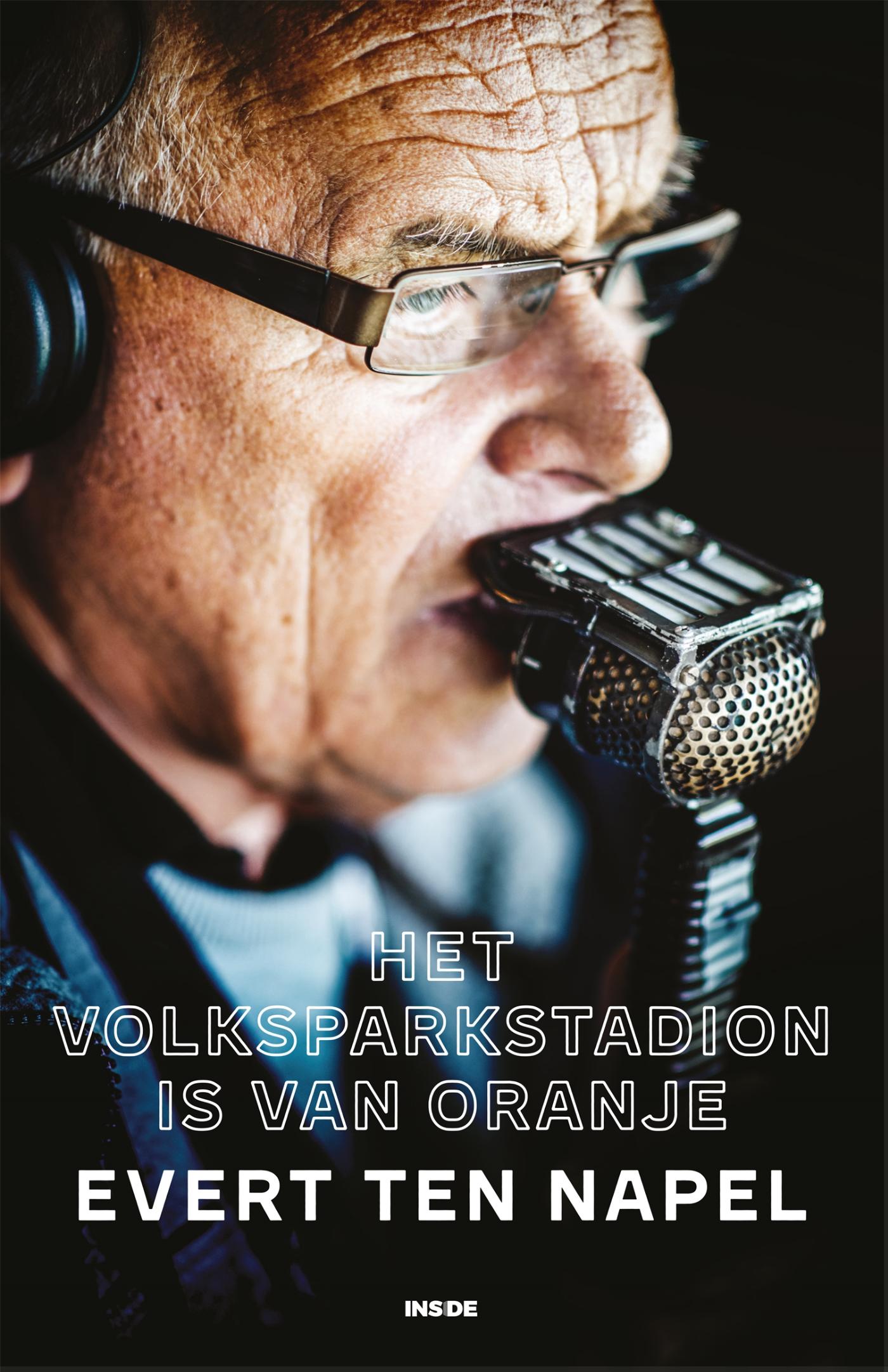 Omslag van Het Volksparkstadion is van Oranje